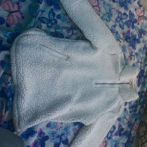 womens white Sherpa jacket